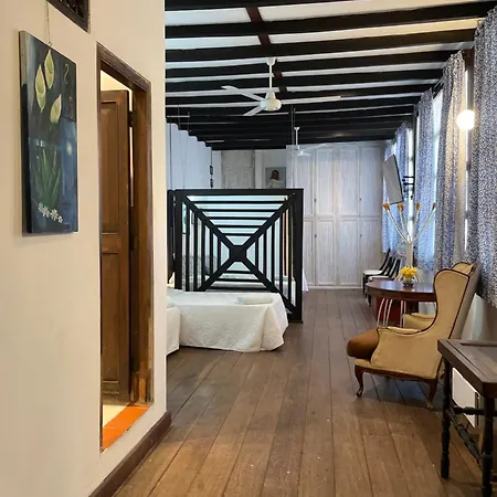 Hotel Casa De Palmas 3*